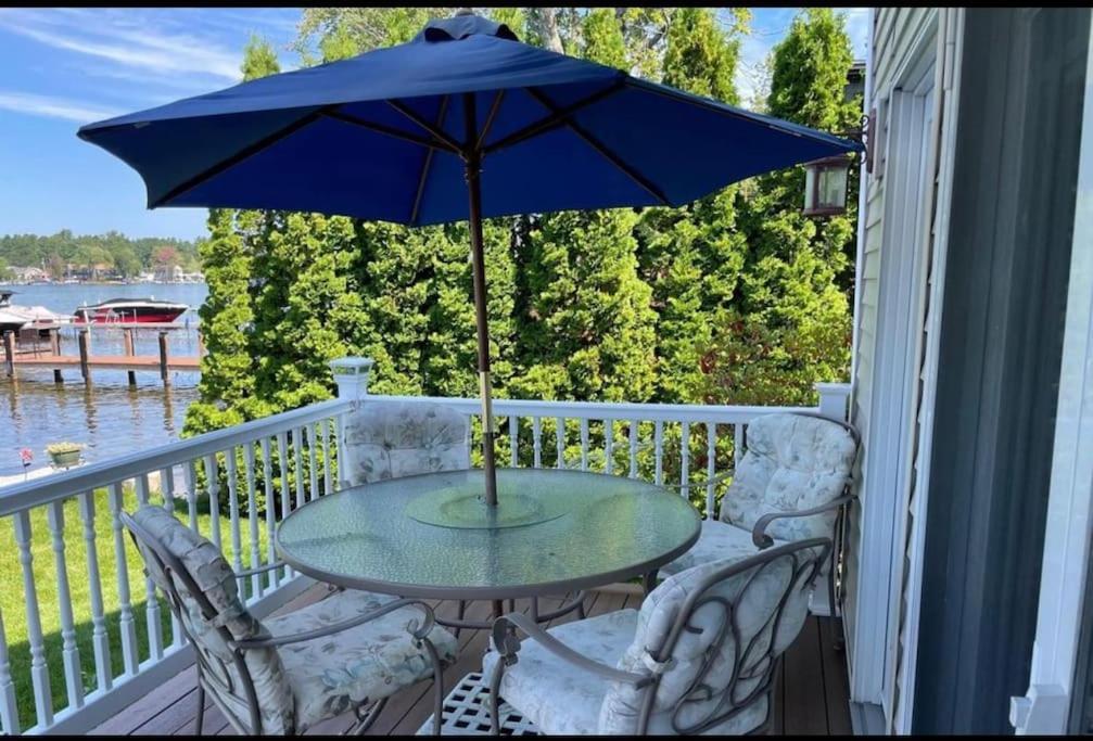 Waterfront Home With Dock Belmont Extérieur photo
