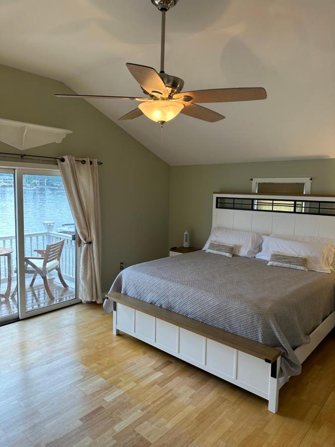 Waterfront Home With Dock Belmont Extérieur photo